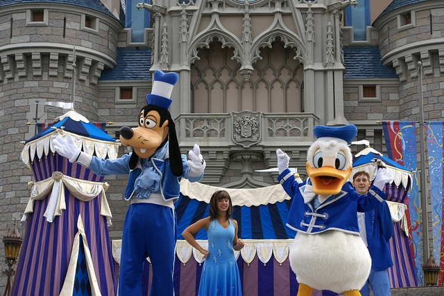 Magic Kingdom Orlando Dream Along With Mickey Show
