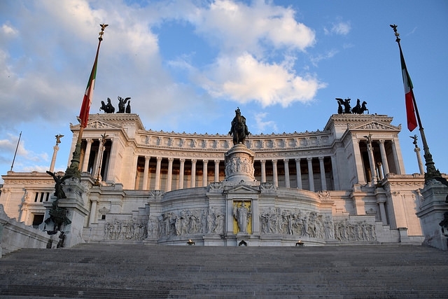 Ołtarz Ojczyzny (Pomnik Wiktora Emanuela II, Vittoriano, Altare della Patria), Piazza Venezia, Rzym, Włochy
